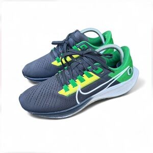 Size 10 Nike Zoom Pegasus 38 Oregon Ducks Men' running